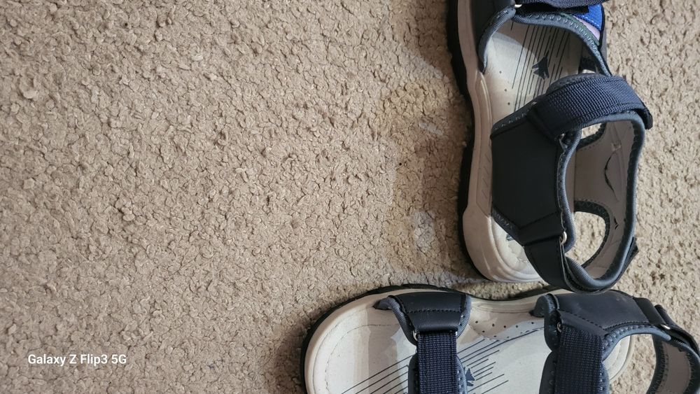 Детски сандали размер 35