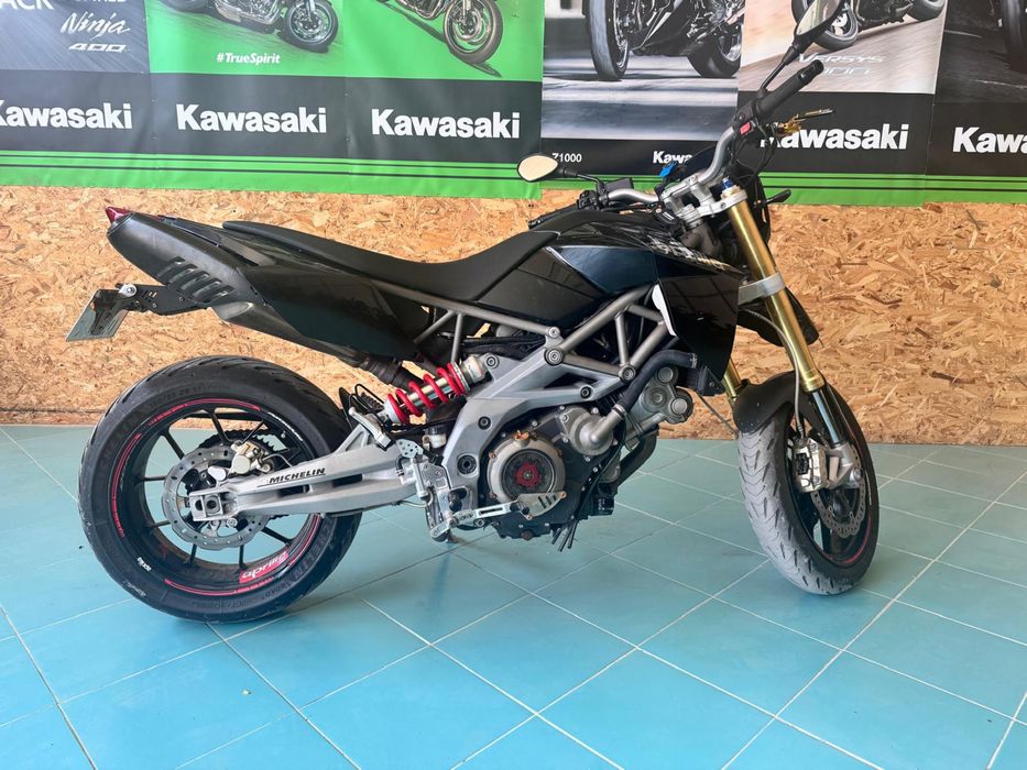 Aprilia Dorsoduro 750