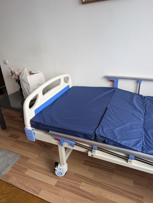Pat Medical cu 3 Functii, nou-nout, a fost doar montat