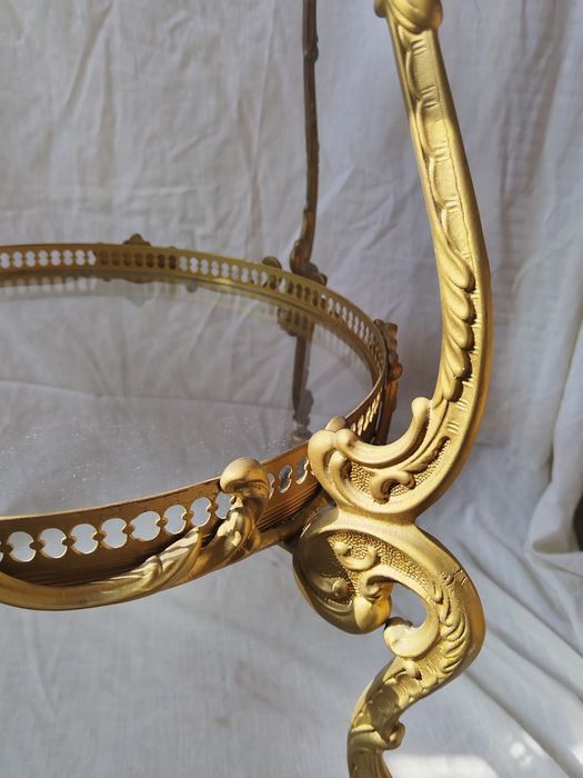 gheridon masuta cu sticla