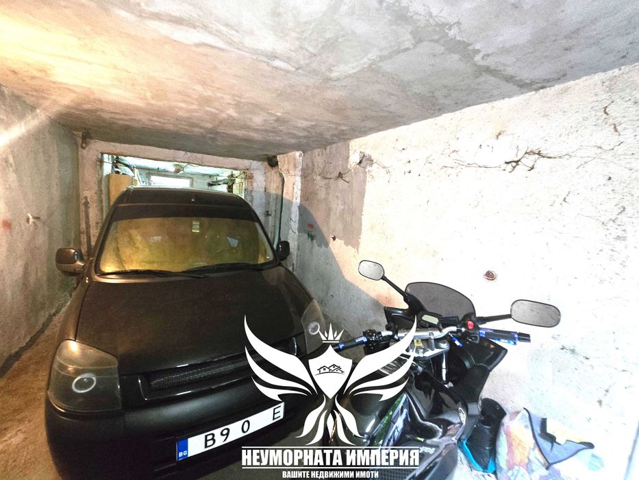 Продавам гараж/магазин/помещение/офис 42кв.м. в гр.Асеновград в кв.Казармата