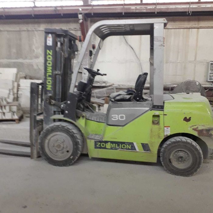 Погрузчик вилочный, кара, 3 тн.