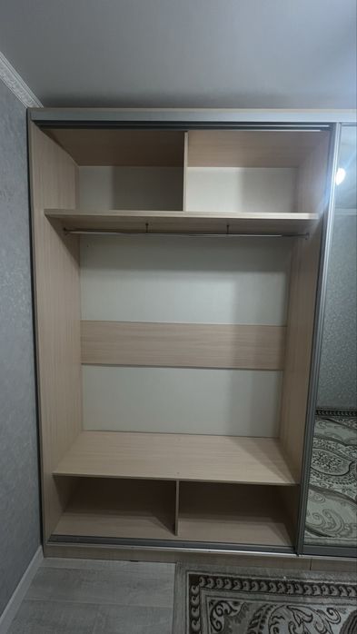 Продается шкаф для одежды