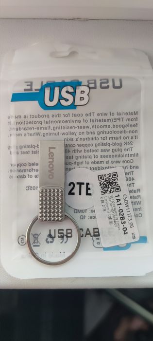 Флаш памет LENOVO 2ТВ; USB 3.00