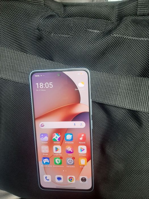 Redmi note 13. 8/256GB