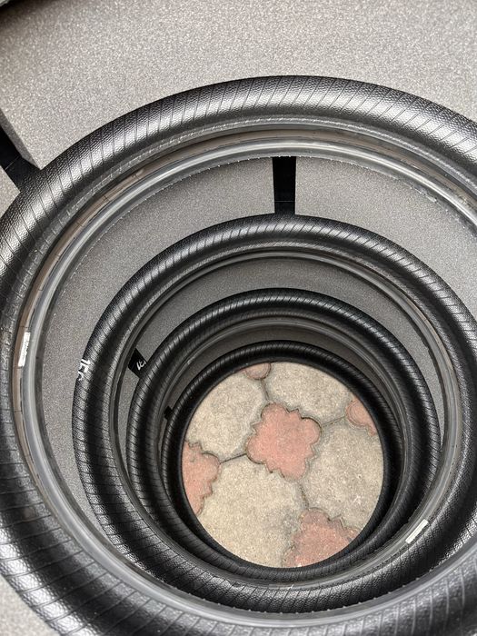 Anvelope Pirelli 255/35/21 cu 275/35/21 Tesla 2023