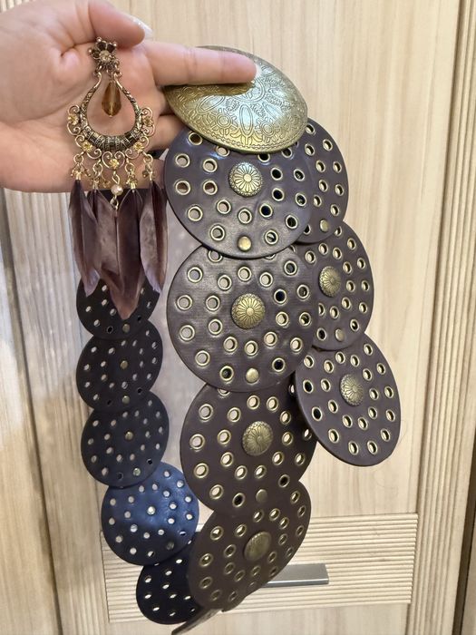 Ремень, казаки серьги в кавбойском стиле