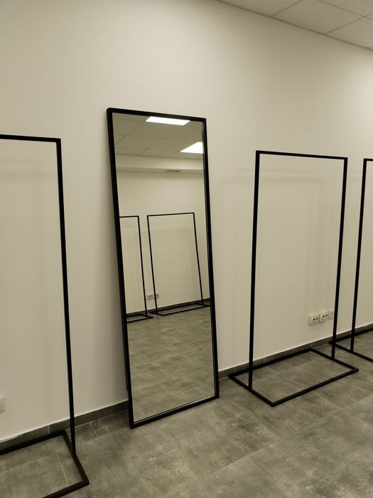 Стойки Рейлы торговые оборудование В НАЛИЧИИ