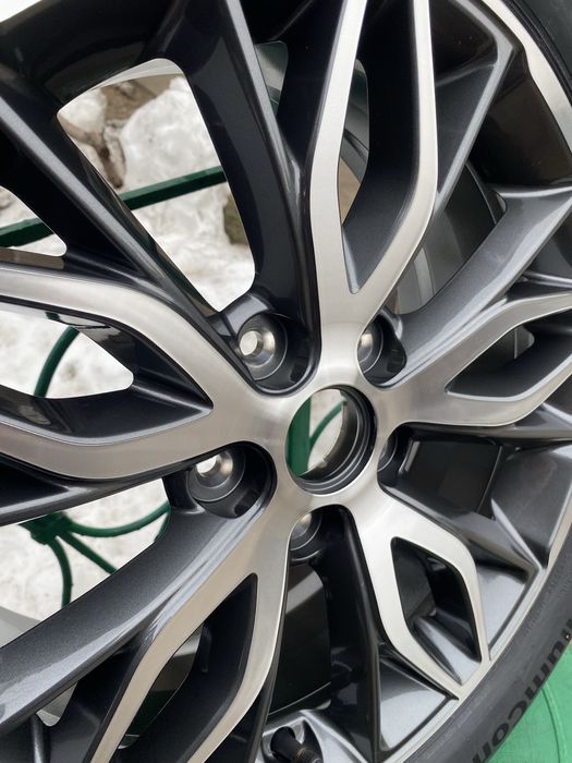 Оригинальный диск на Kia K5 r17