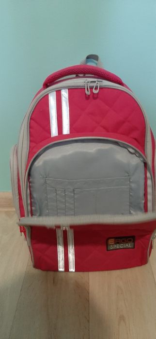 Школьный рюкзак.