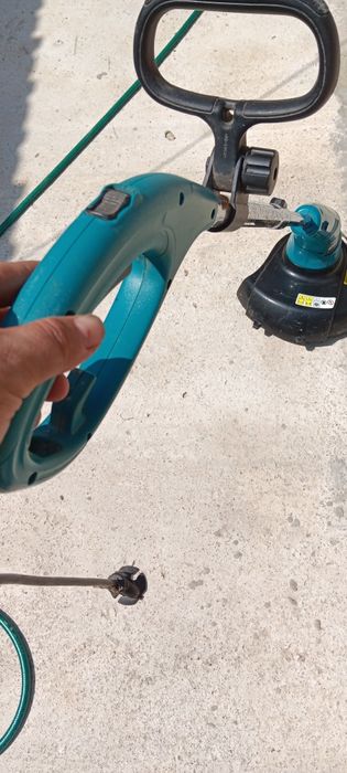 Motocoasa electric makita 450 wați