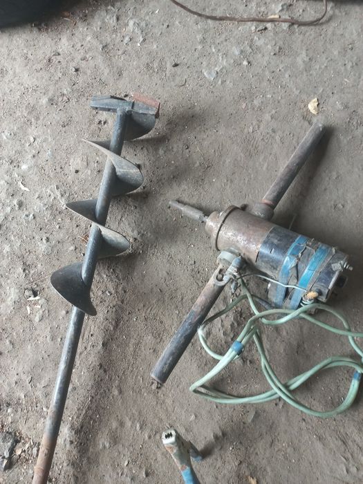 Продаётся ледобур