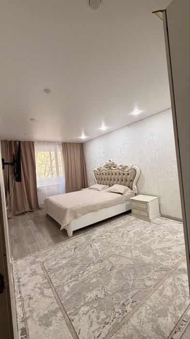 Продам 5-комн квартиру