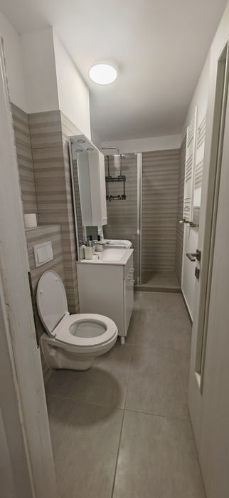 Garsoniera de închiriat