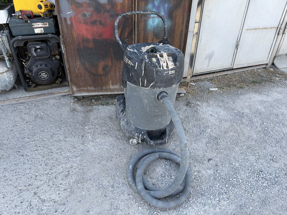 * Karcher NT 70/3 мощный строительный пылесос с 3 мя моторами оригинал