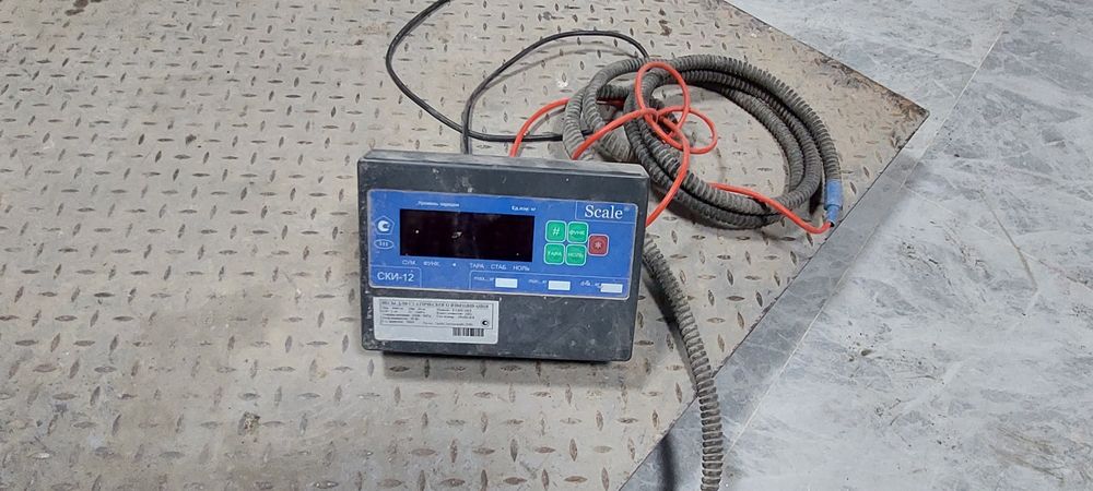 Весы платформенные  Scale