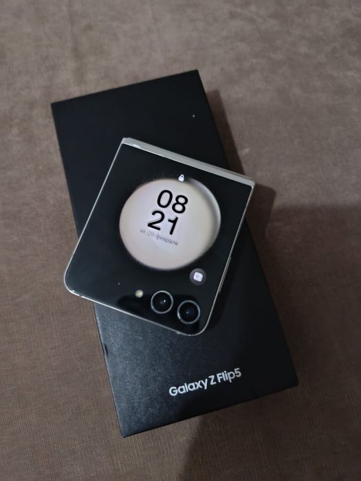 Samsung Z flip 5