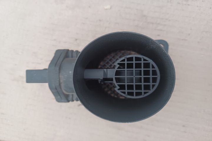 Debitmetru aer 038906461B 0281002531 Volkswagen VW Polo a 4-a generat