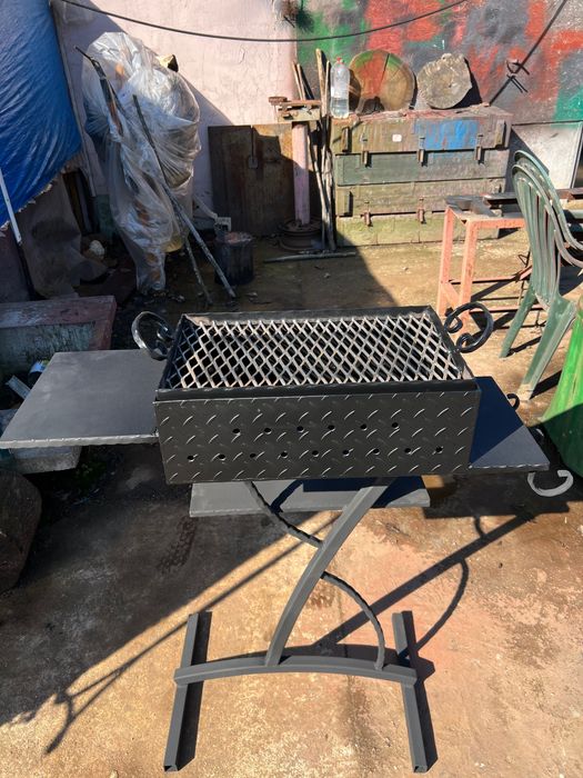 Барбекю/Скара от желязо.