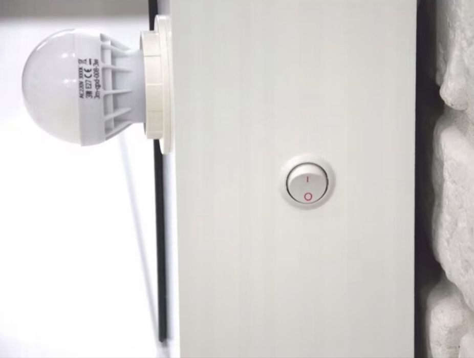 Masa de machiaj  cu oglinda