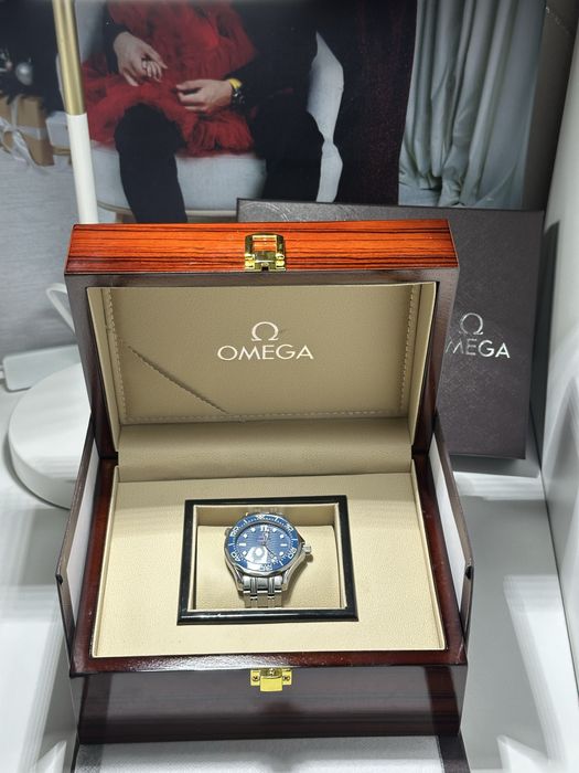 Мужкой часы Omega