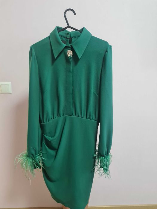 Елегантна Рокля в зелено