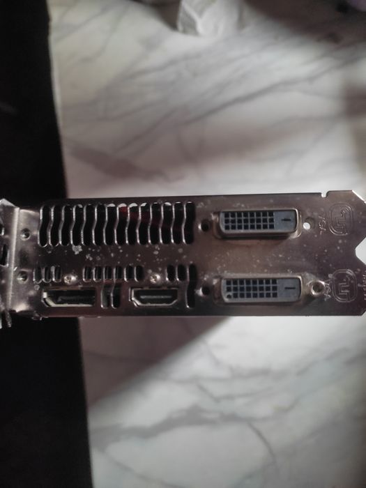 Продается видеокарта amd r9 290x