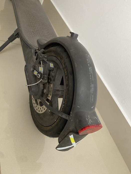 Trotineta electrica Xiaomi stare buna caucicuri noi