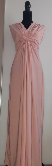 Rochie maxi roz vaporoasă elastică lungă