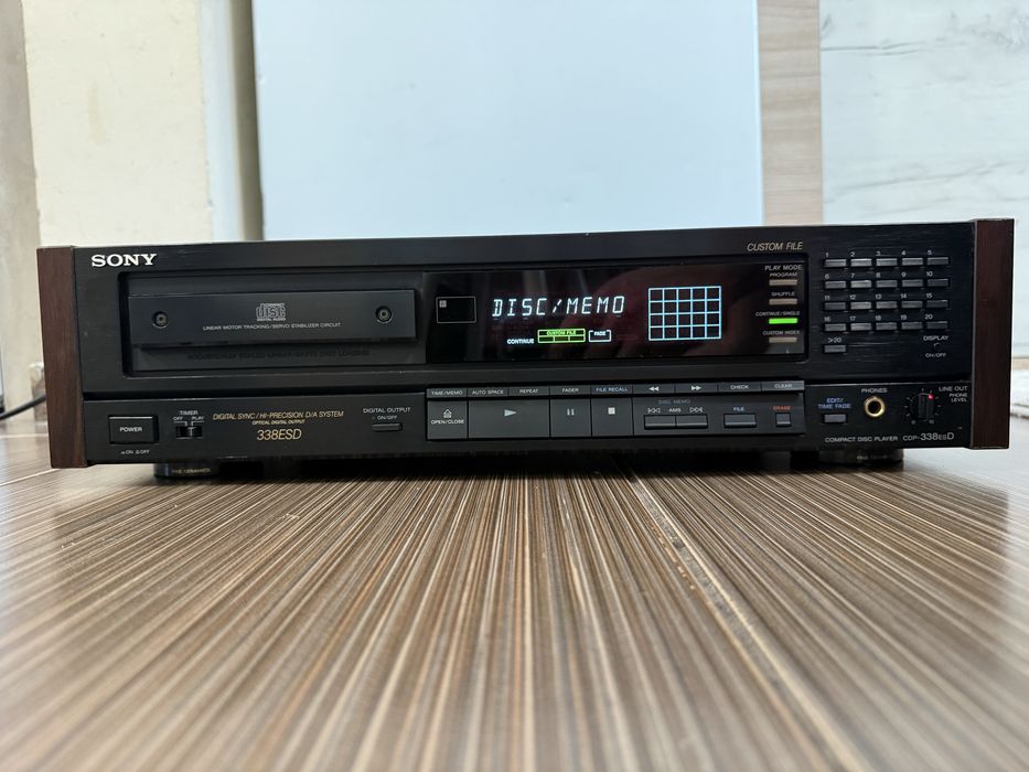 Sony CDP-338ESD Качествен CD Plaeyr