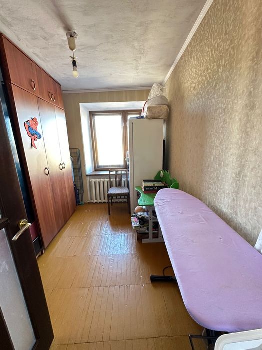 Продам 5 комнатную квартиру