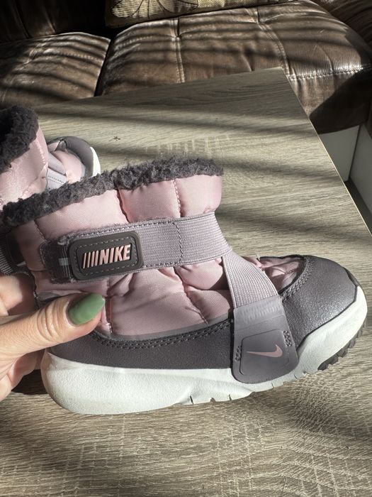 Детски апрески Niке, 28 номер