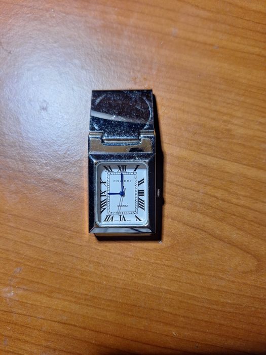 Ceas de curea colibri