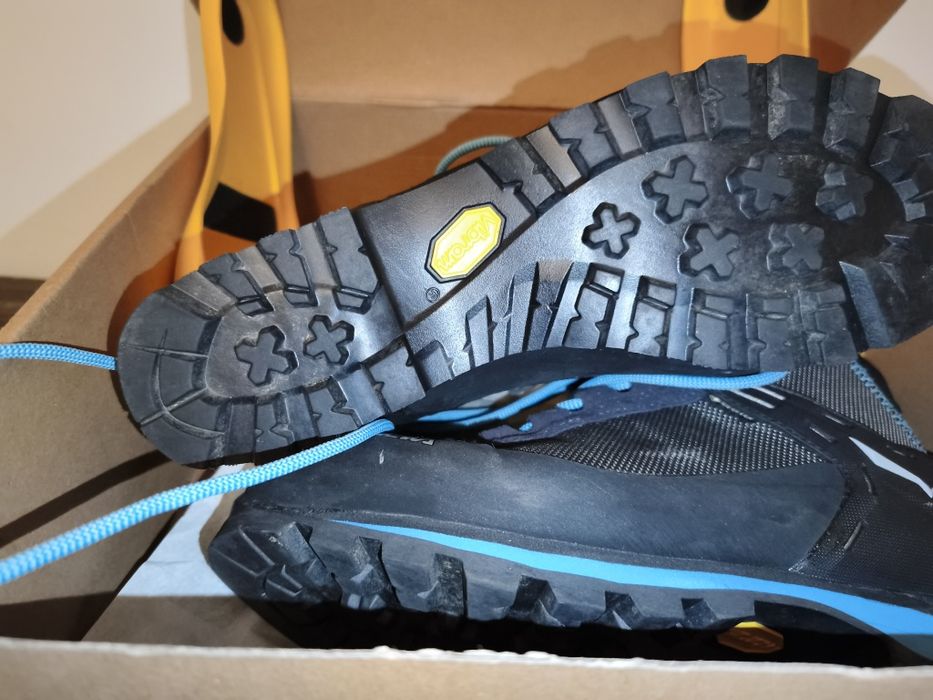 Salewa Дамски трекинг обувки за планински туризъм