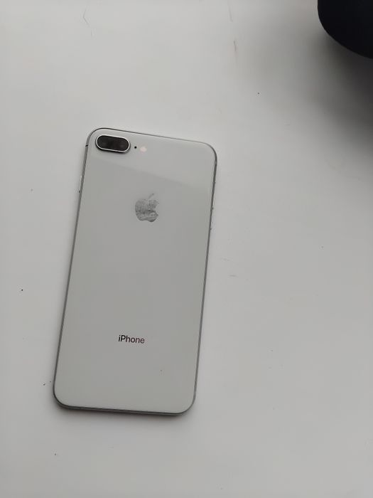 Айфон 8плюс ,64гиг,