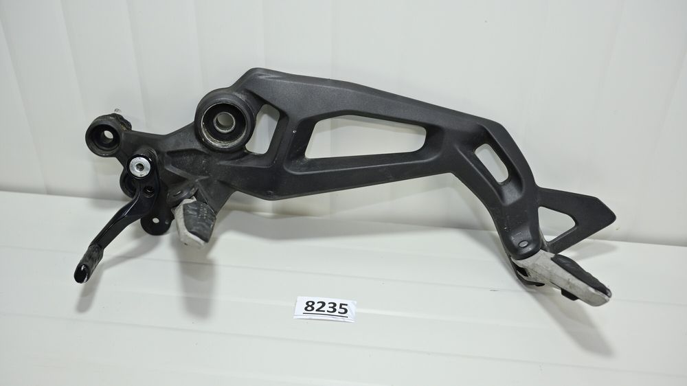 Ducati Monster 937 2021 2025 Suport scarita stanga cu pedala