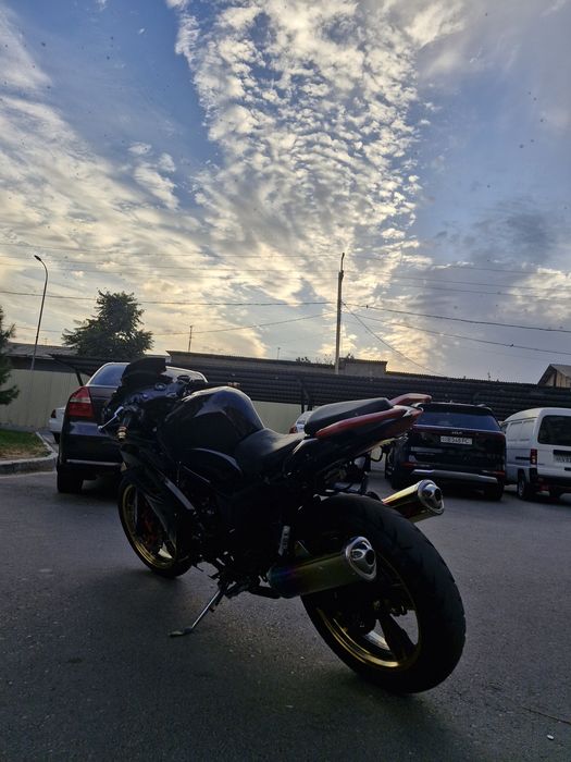 Moto sotiladi 250cc ( 1 300$ )