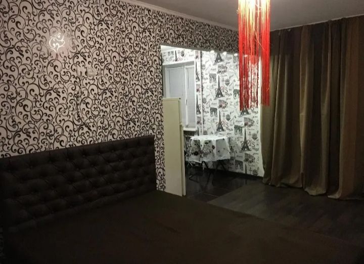 Сарыарка 11-Кенесары, 2ч 2000