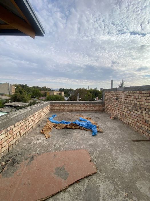 Срочно продаеются 2 коттеджа Новомосковская Дархон 3 махалля