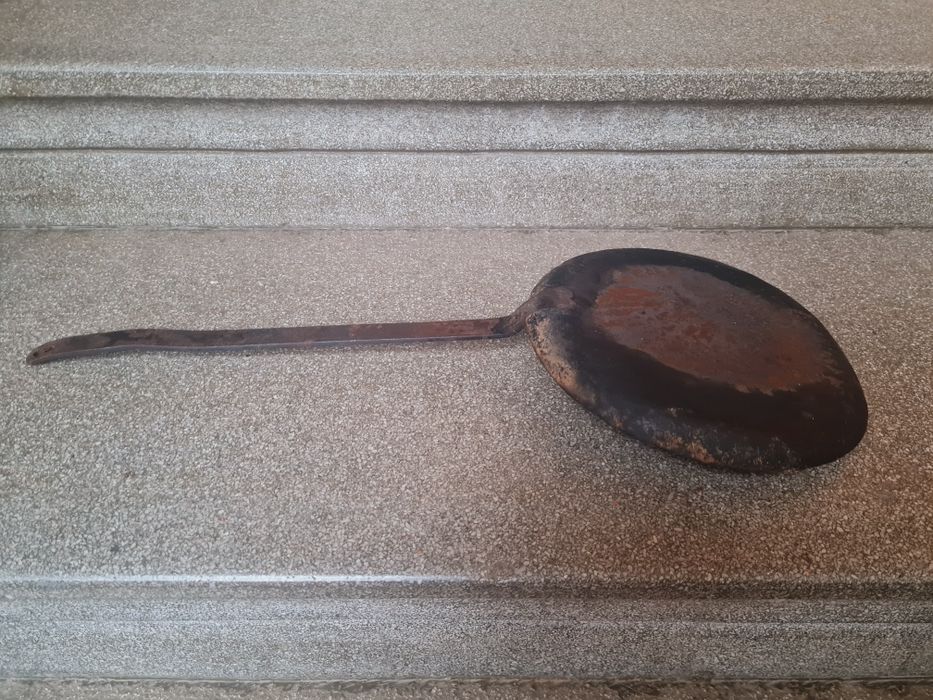 Tigaie veche din otel carbon, anii 50-70