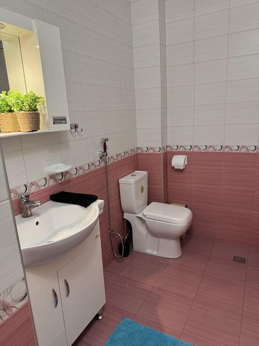 Дава се под наем Двустаен апартамент в Димитровград - 65 кв.м за 259.08 € - Снимка #3