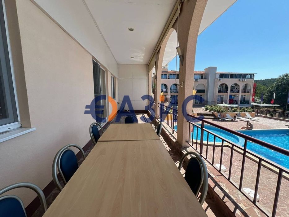 Продава се Тристаен апартамент в Созопол - 124 кв.м за 823 €/кв.м - Снимка #4