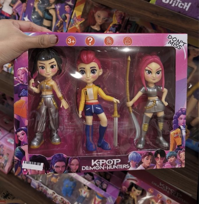 Комплект 4 Големи фигурки K-POP Demon Hunters Rumi/Zoey/Mira Руми Кей