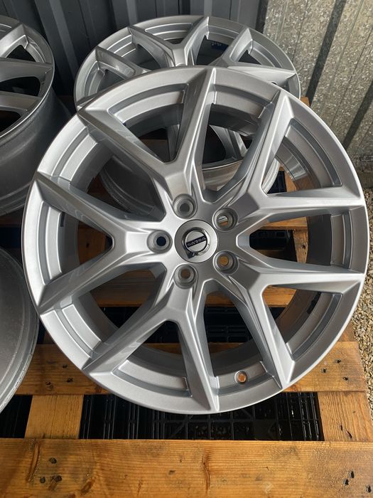 18 цола 5 х 108 мм Воло Volvo XC 60 , XC 70 , XC 40 , V 40 , V 60