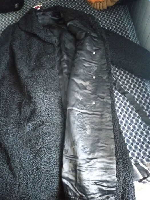 Шуба каракульча р.56