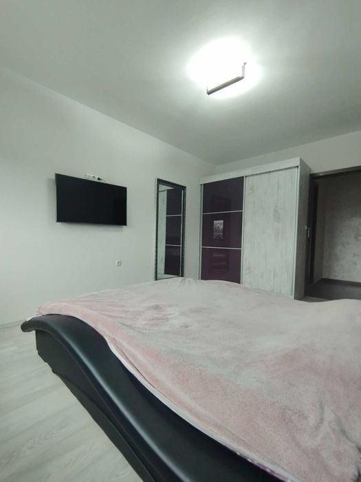 Продава се Тристаен апартамент в Пловдив, Каменица 2 - 109 кв.м за 2647 €/кв.м - Снимка #4