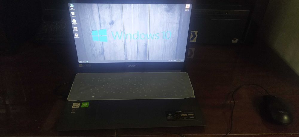 Acer Aspire 3 kuchli Noutbuk sotiladi