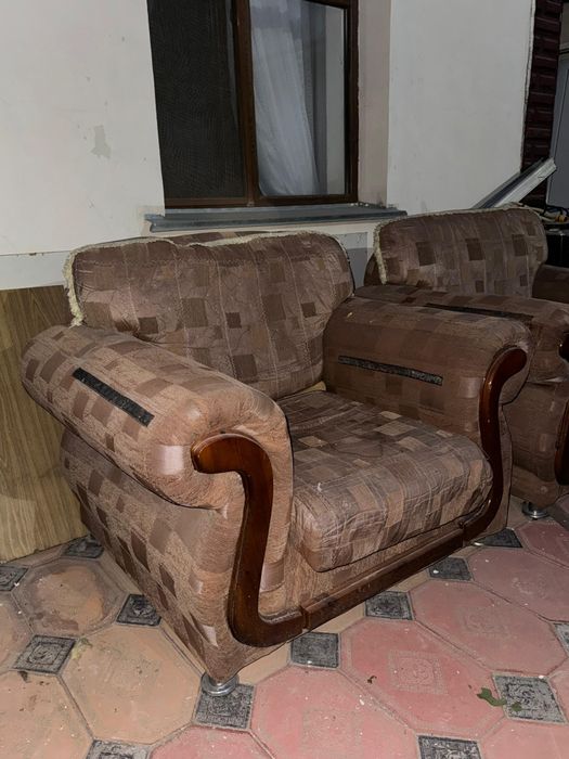 Продаётся кресло