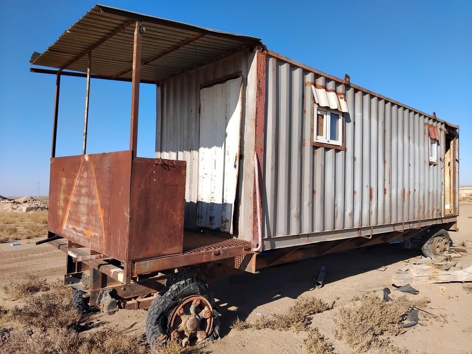 Контейнер на колёсах утепленный