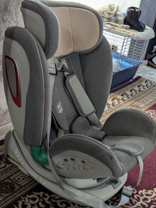 Scaun auto cu izofix!